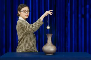 Hypnotist Vs Hypnotherapist: What's The Difference? - Joymind